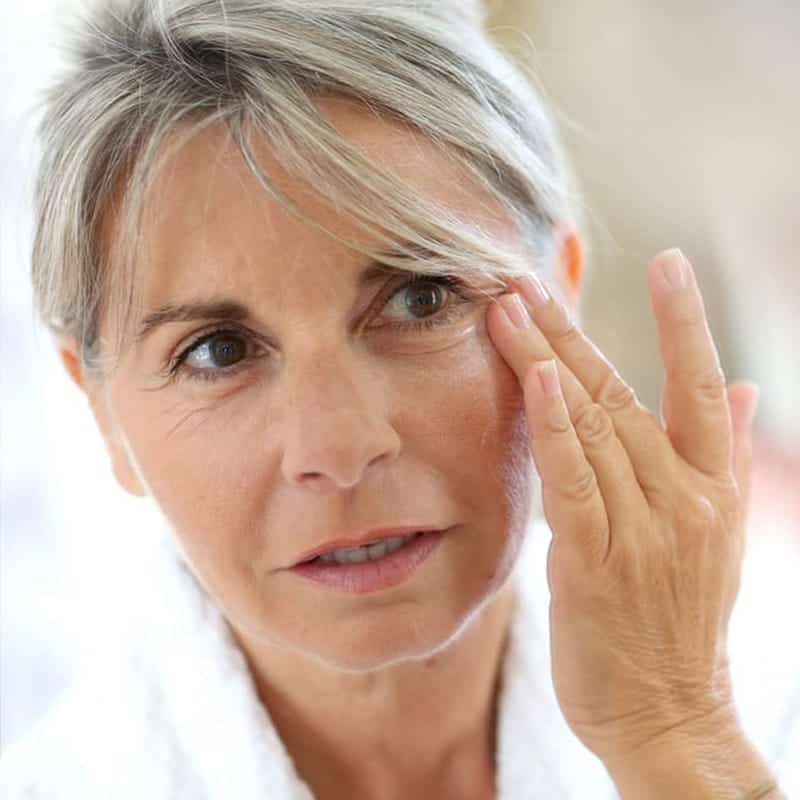 mature woman - signs of aging